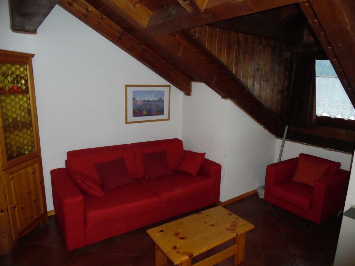 Residence Carola Mezzana  Bagian luar foto